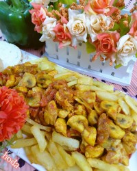 خوراک قارچ با مرغ و سبزیجات