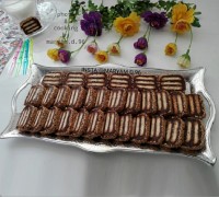 خرما بیسکویتی