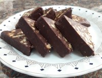 فاج شکلاتی با بیسکویت