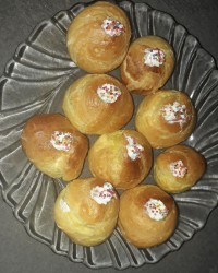 نون خامه ای برای اولین بار