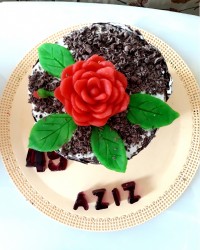 کیک تولد همسر عزیزم به شکل گلدان گل
