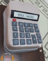 کیک ماشین حساب