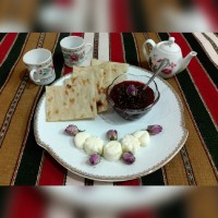 کره محلی قالبی و مربای زرشک