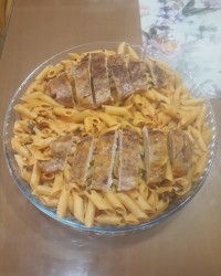 گریل چیکن پنه (پاستا مرغ کبابی)
