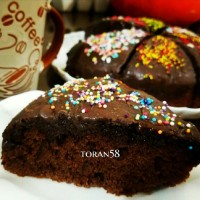 برش کیک شکلاتی