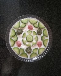 تزئین ماست و خیار