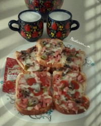 پیتزا با نون تست