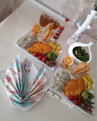 شینسل با سس قارچ و سیب زمینی سوخاری