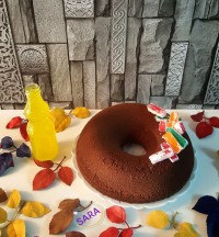 کیک شکلاتی کره ای با پف ده سانتی