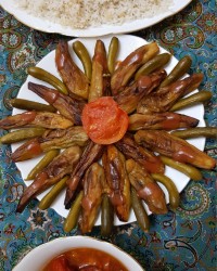 گوجه بادمجان
