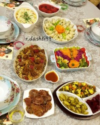 میز شام دیشب من برای مهمونام?