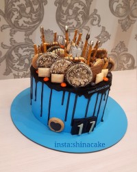 کیک خامه ای شکلاتی