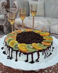 کیک موزوشکلات وگردوبرای تولدعشق جان