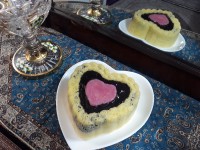 کیک بدون فر و همزن با قالب ژله پلاستیکی