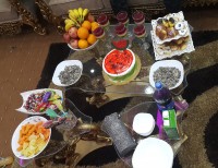 میز یلدایی