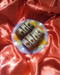 رولت رنگینک خرما