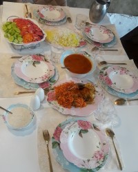 ناهار خونه خواهری جون?