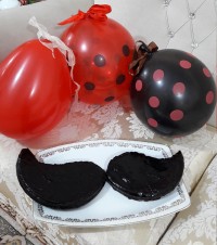 کیک سبیل برای روزمرد