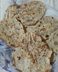 نان لواش خانگی (بدون خمیر مایه)