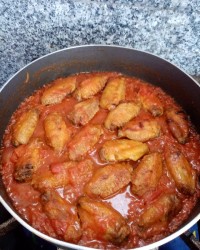 مرغ سرخ شده با گوجه بادمجان