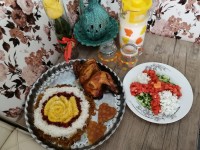 زرشک پلو با مرغ بریان در فر