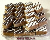 شیرینی میکادو بازاری