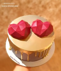 کیک عاشقانه سفارشی