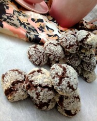 شیرینی چاکلت کوکوناااااات سلااام مهربونااا