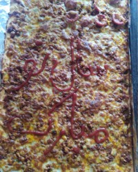 اینم پیتزای خونگی عیدتون مبارک سال خوبی داشته باشین