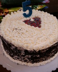 کیک شکلاتی جاتون خالی خیلی