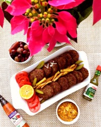 کتلت با ترشی میوه های تابستانی