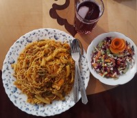 بفرمایید نهار?
