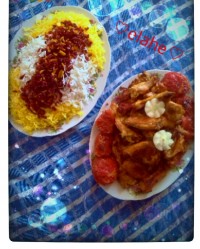 زرشک پلو با بال سرخ شده