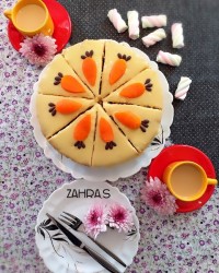کیک هویج کرمدار