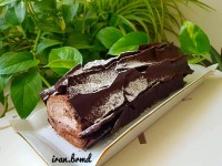 رولت شکلاتی با تزیین شکلات