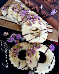 شیرینی گل رز