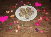 حلوا خرما کنجدی