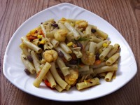 پاستای میگو با سبزیجات