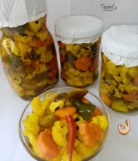 ترشی مخلوط خونگی