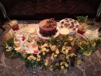 میز تولد خودم دریک روزبارانی