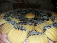 شیرینی کاسترد
