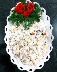 سالاد ماکارونی با مرغ