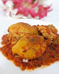 مرغ با سس زرشک