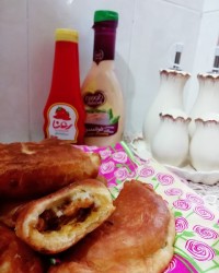 پیراشکی مرغ و گوشت