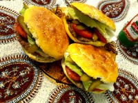 همبرگر مخصوص با نان همبرگر خونگی