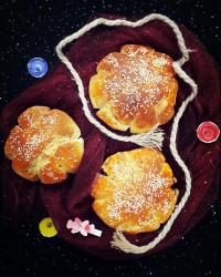 نان با مغز خرما و گردو