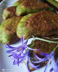 پیراشکی اسفناج بامرغ