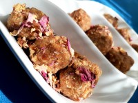 رنگینک توپی ماکارونی با سس سبزیجات