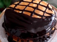 پنکیک وانیلی باروکش شکلات