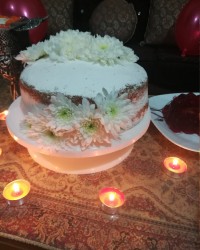 کیک عریان با گل طییعی